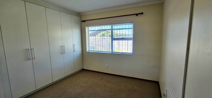 3 Bedroom Property for Sale in Franskraal Western Cape